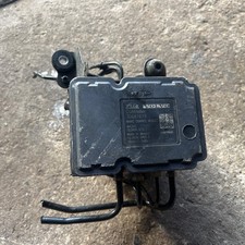 VOLVO V70 08-12 ABS PUMP