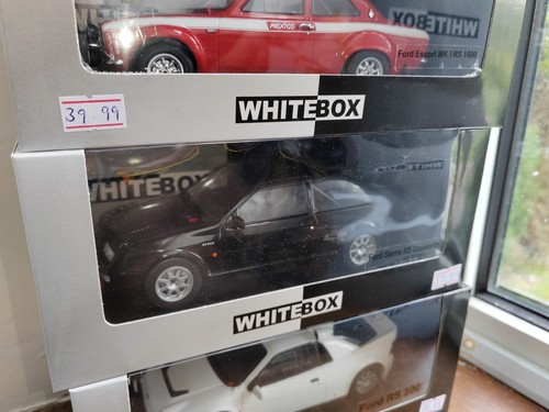 Boxed model whitebox - boxed,
