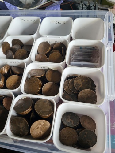 Over 5kg predecimal pennies - 5kg,