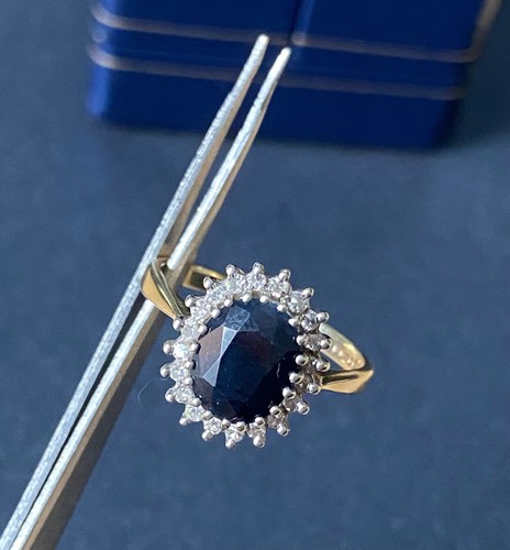 Heavy 9ct gold large - , sapphire