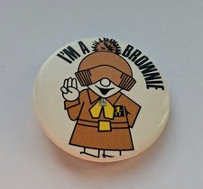 Vintage Girl Guides Metal Pin