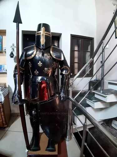 Medieval armor suit crusader - armor,