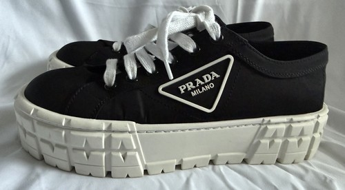Prada double wheel black - double, black/white