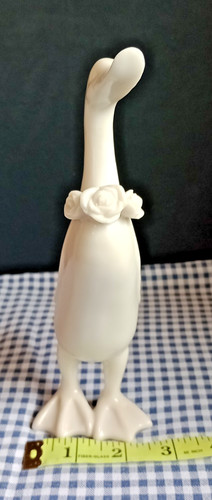 Resin goose duck 21cm high - /,