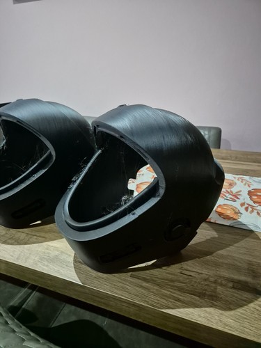Wing helmet - y,