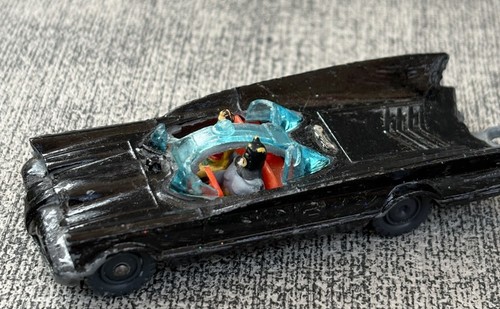 Corgi toys husky batmobile - corgi,