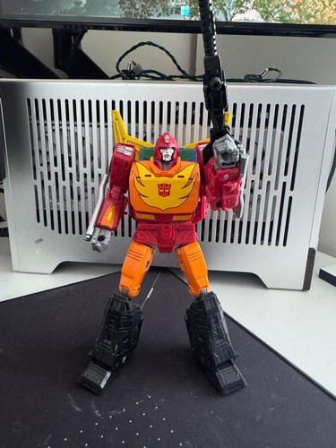 Hasbro transformers rodimus - hasbro,