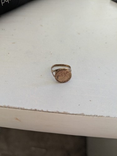 Lovely vintage 9ct solid - 9ct, gold