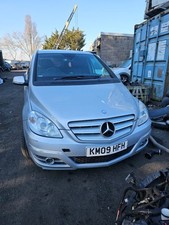 MERCEDES BENZ B CLASS B200