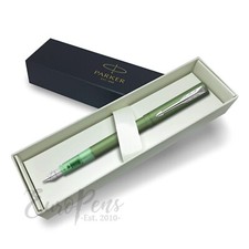 Parker Fountain Pen Vector XL