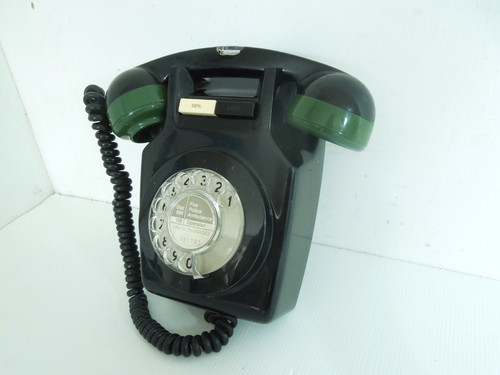 Vintage 1970s 711 - , wall