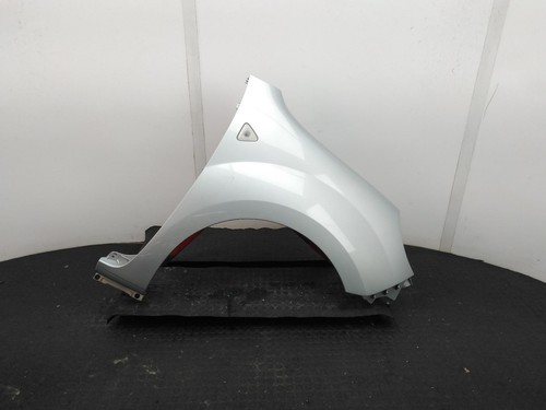 Renault kangoo front wing - renault, o/s