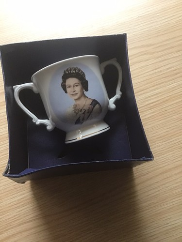 Queen 60th birthday - queen,