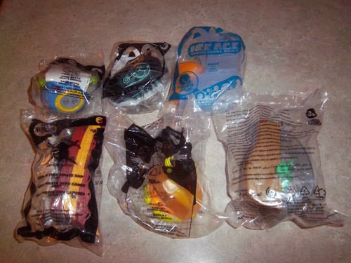 Mcdonalds burger king - burger, toys