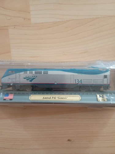 Del prado static amtrak p42 - static,