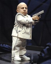 GFA Austin Powers Mini Me *