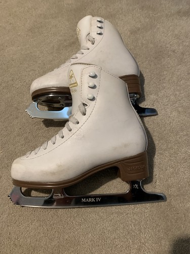 Jackson white figure ice - jackson,