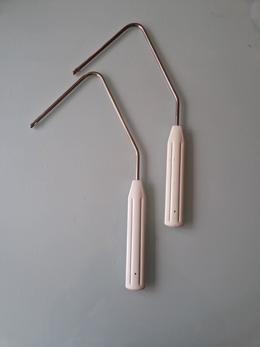 Sewing machine knee - lift, for