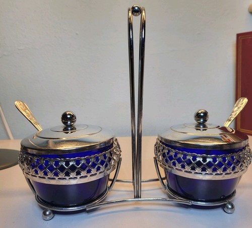 Condiment server set with - condiment,