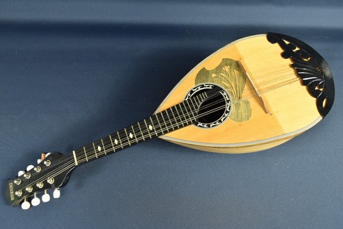 Vintage 1965 suzuki mandolin - suzuki,