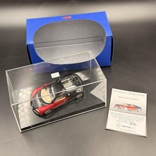 AutoArt Bugatti EB 16.4 Veyron