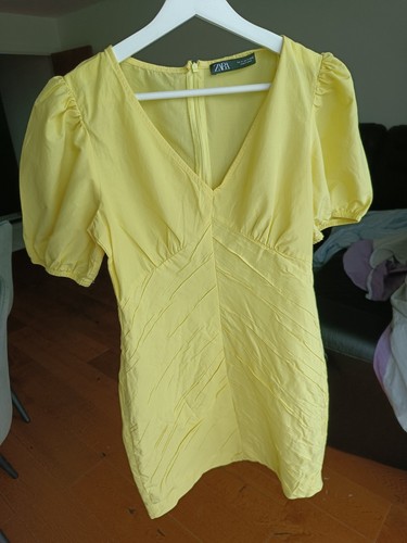 Zara yellow short - short, size
