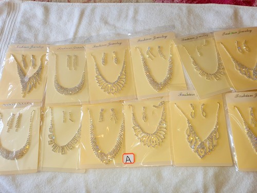 Joblot pcs diamante sets - pcs,