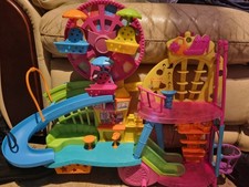Polly Pocket Wall Sets With Dolls And Accessories Bundle