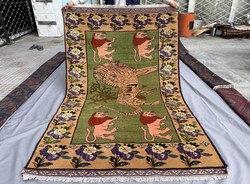 Green vintage afghan pictorial - green,