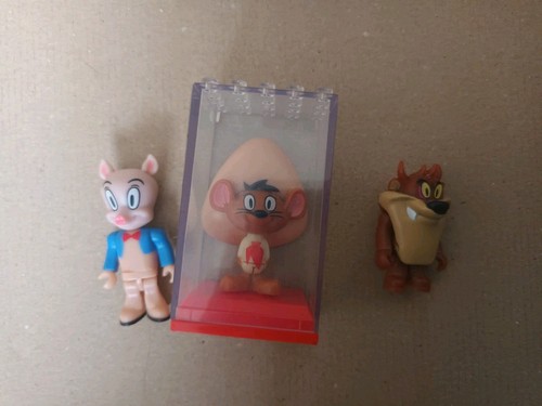 Looney tunes character - tunes,