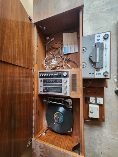 Grundig mozart cabinet - mozart, 70's