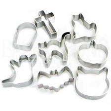 8x Halloween Shaped Metal Cookie Cutters Ghost Cat Pumpkin Bat Cross Grave Shape
