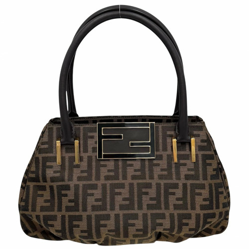 Clearance stock fendi - clearance,