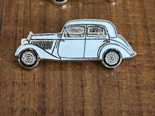 a PINS PIN CAR CAR CITROEN TRACTION WHITE