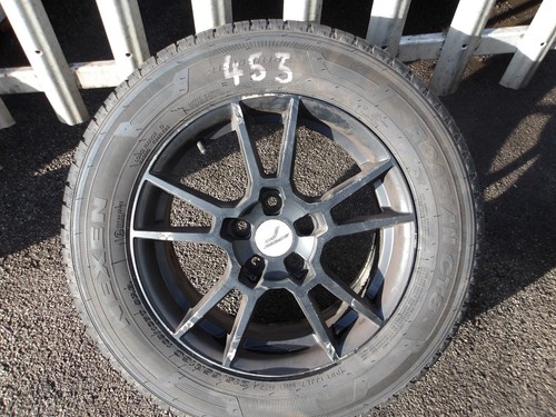 Threeface alloy wheel - and, tyre
