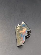 VINTAGE POLICE HELMET PIN