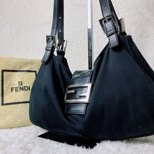 Fendi mamma bucket - fendi,