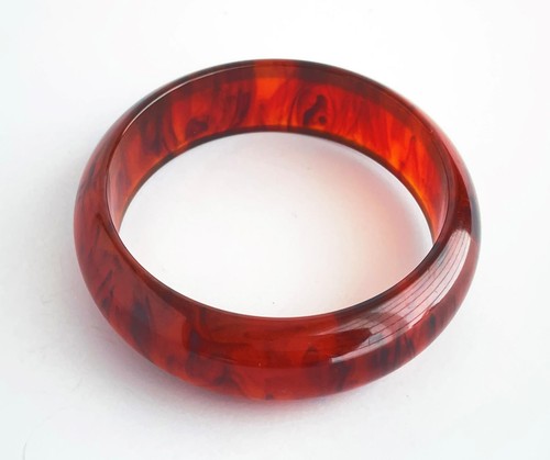 Vintage bakelite bangle - bakelite,