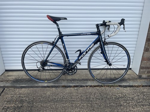 Road bike high - road, high-quality