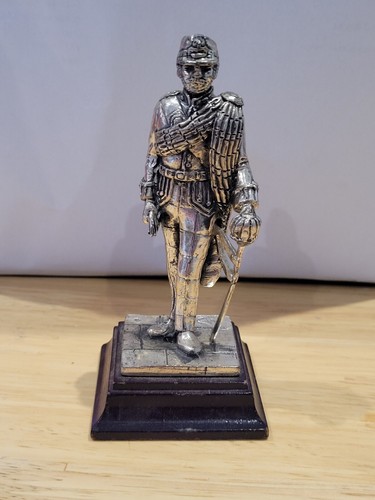 Pewter military figure unknown - military,