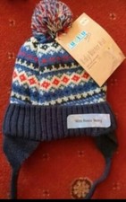 New Bobble baby boy winter hat Age 0-9 Months. ear cover 