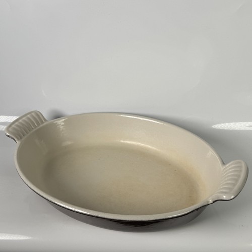 Cousances creuset cast - /,