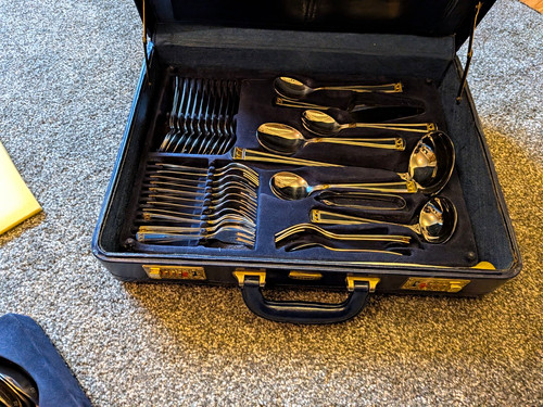 Berghoff royalty 72pc - royalty,