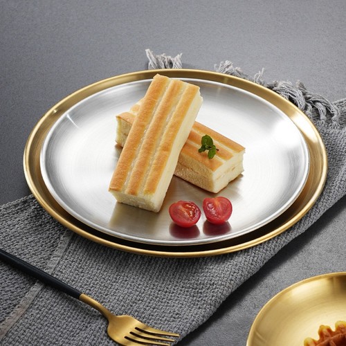 Round metal dinner plates - dinner,