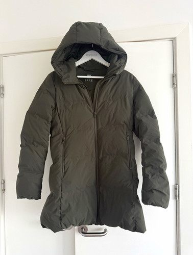 Uniqlo green hooded puffer - uniqlo,