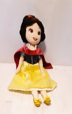 22" Disney Store Princess Snow