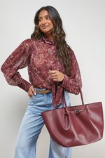 Oasis Cherry Tote Bag Womens