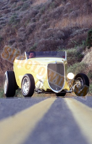 Vtg 35mm slide yellow hot - slide, rod