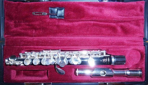 Yamaha piccolo flute - yamaha,