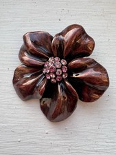 Beautiful metallic petal - 2,